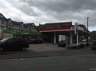 Esso / Londis Forecourt & C-Store, Chester