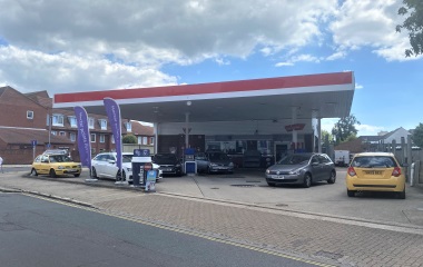 Green Road Service Station, 43 Green Road, Portsmouth, Hampshire, PO5 4DY